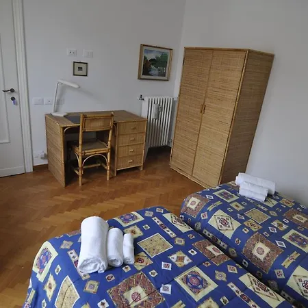 Arts&holidayhouse Vatican 1 *